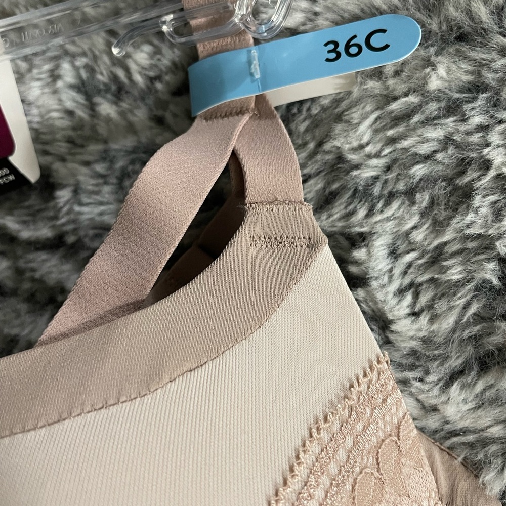 36C - Picture 2 of 7